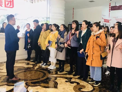 熱烈歡迎丨昌禾商學(xué)院，柔然彩虹隊(duì)光臨寧夏昌禾裝飾參觀學(xué)習(xí)！